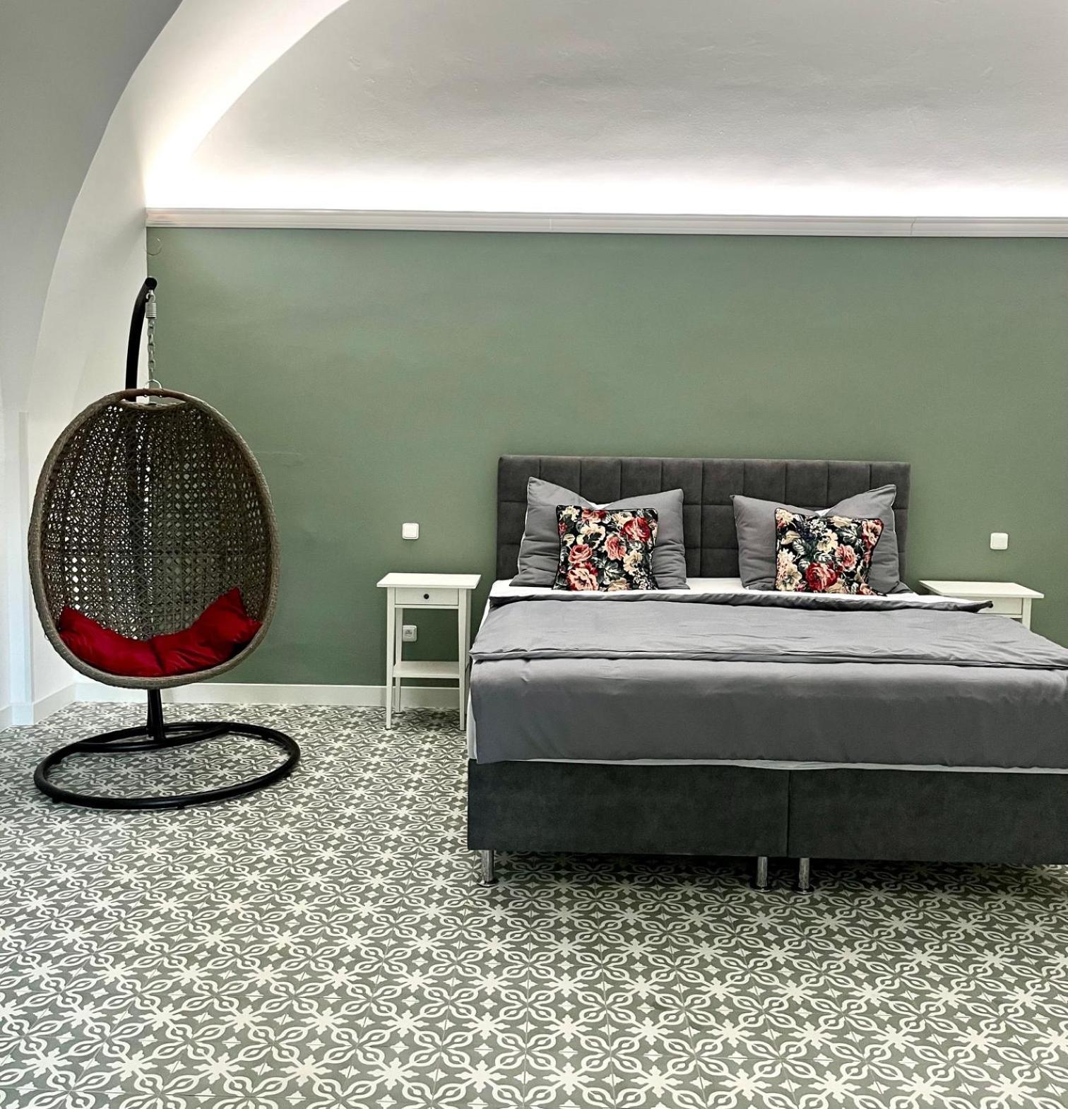 Palac Daun - Studio Apartments Znojmo Bagian luar foto